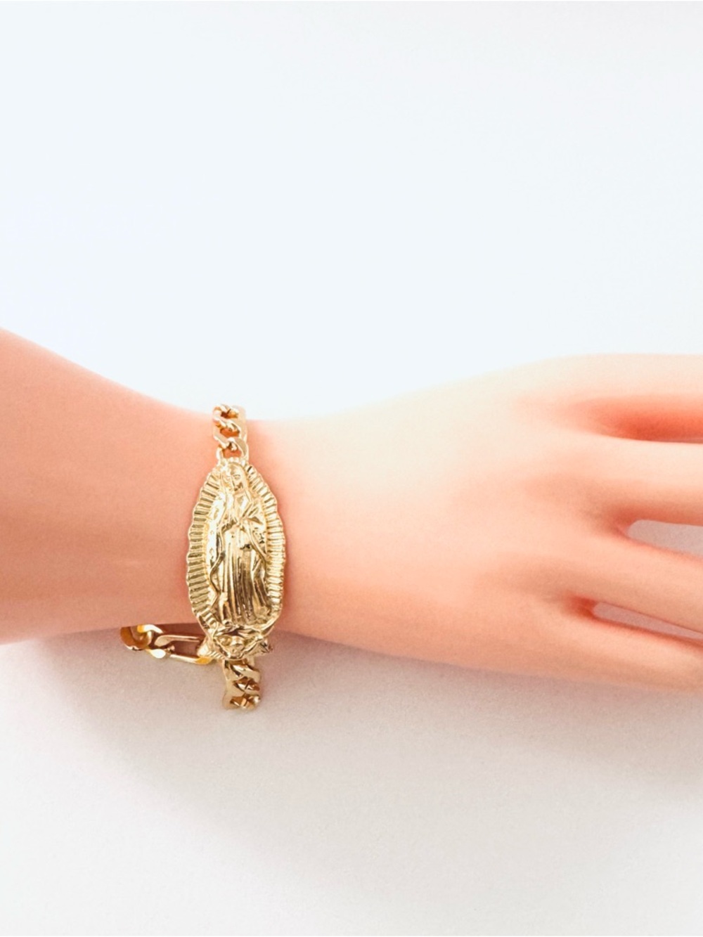 14K Gold Plated Virgin Mary cuban men’s Bracelet. New